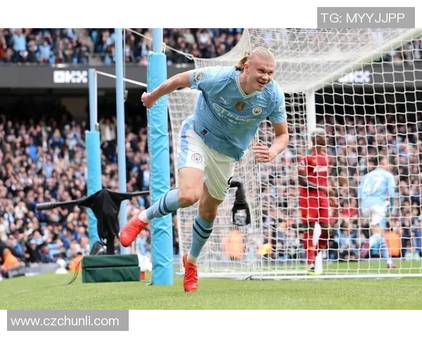 强力头球展现风采足球明星们的空中对决与精彩瞬间 强力头球展现风采足球明星们的空中对决与精彩瞬间